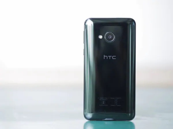 How to Hard Reset HTC U Play